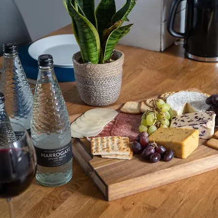 Elmwood - הרוגייט